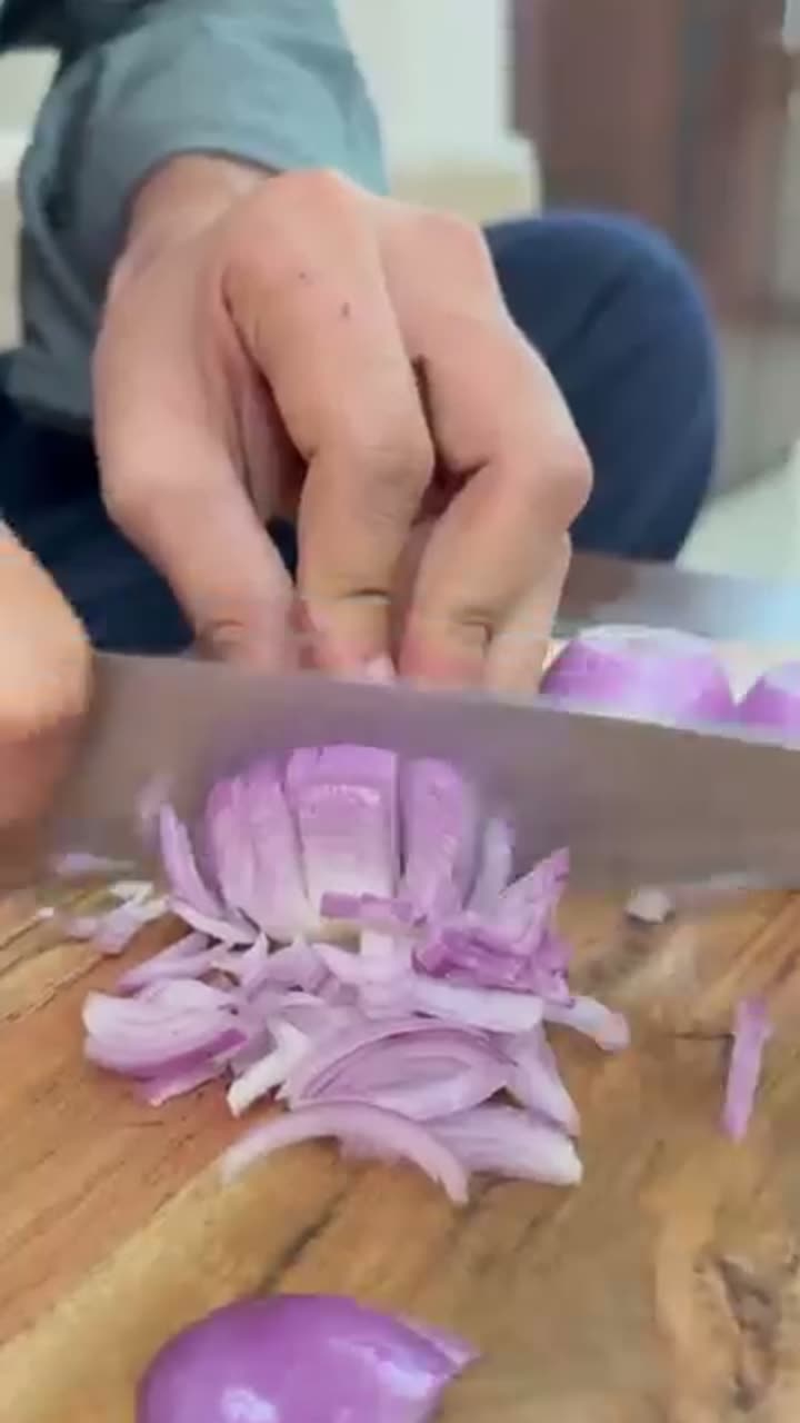 frame at 0:07-0:14
