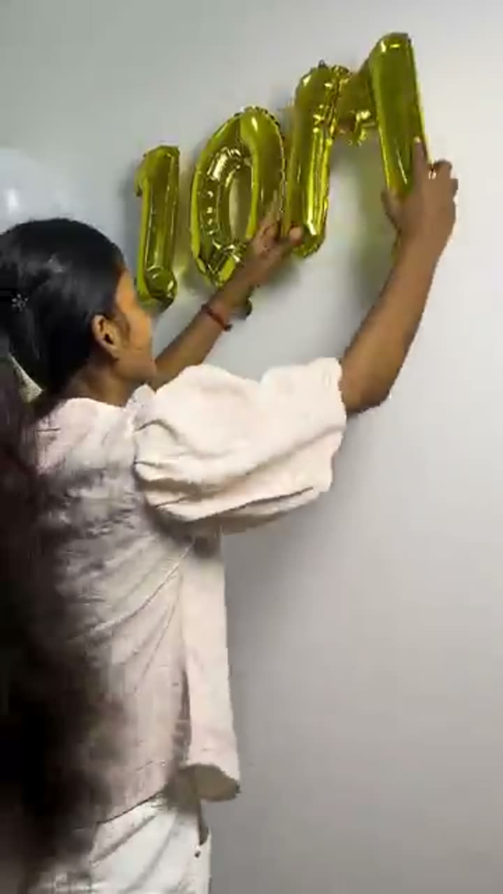 frame at 0:21-0:28